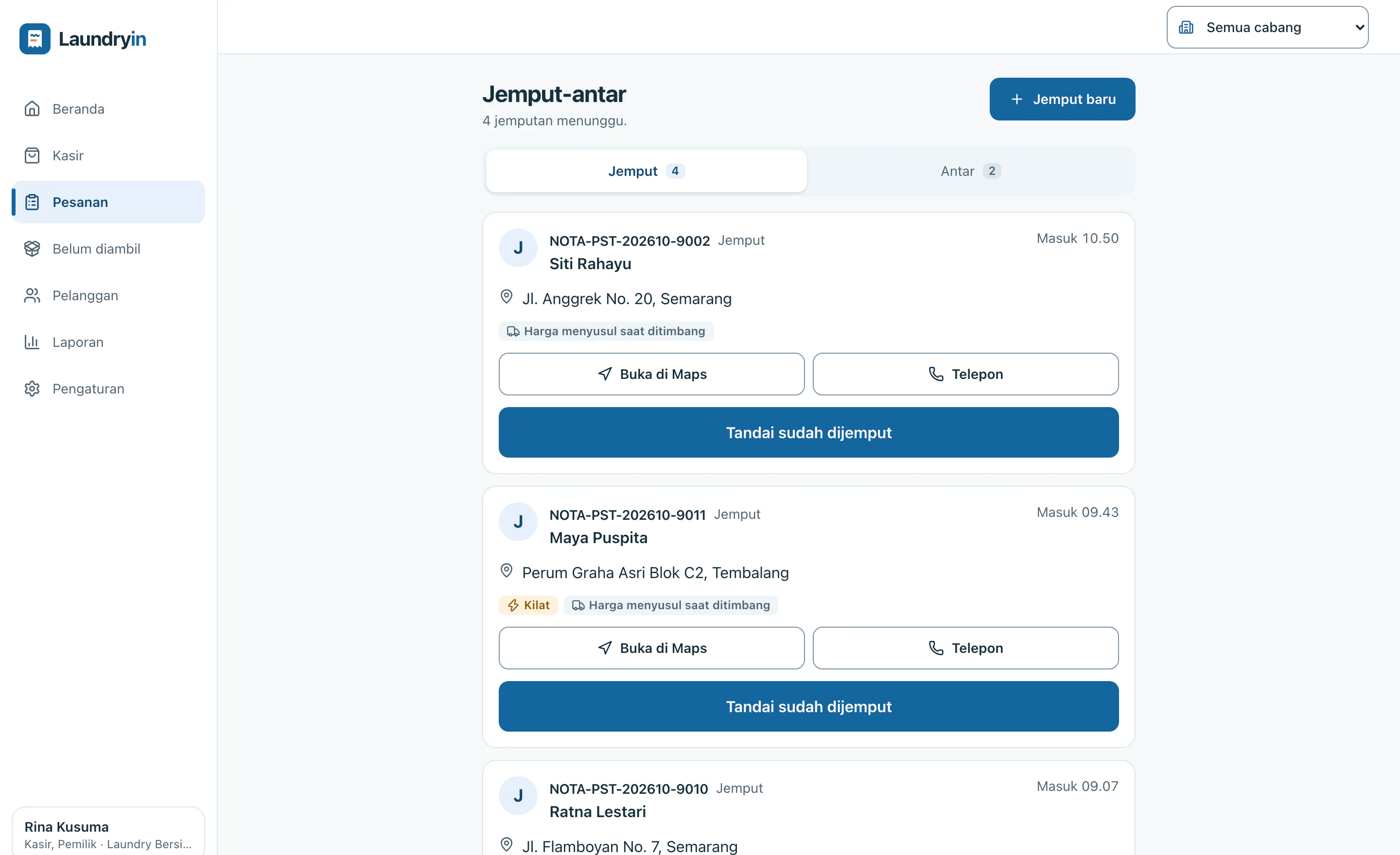 Layar Jemput-antar: daftar jemputan dengan alamat, tombol Buka di Maps, Telepon, dan Tandai sudah dijemput.